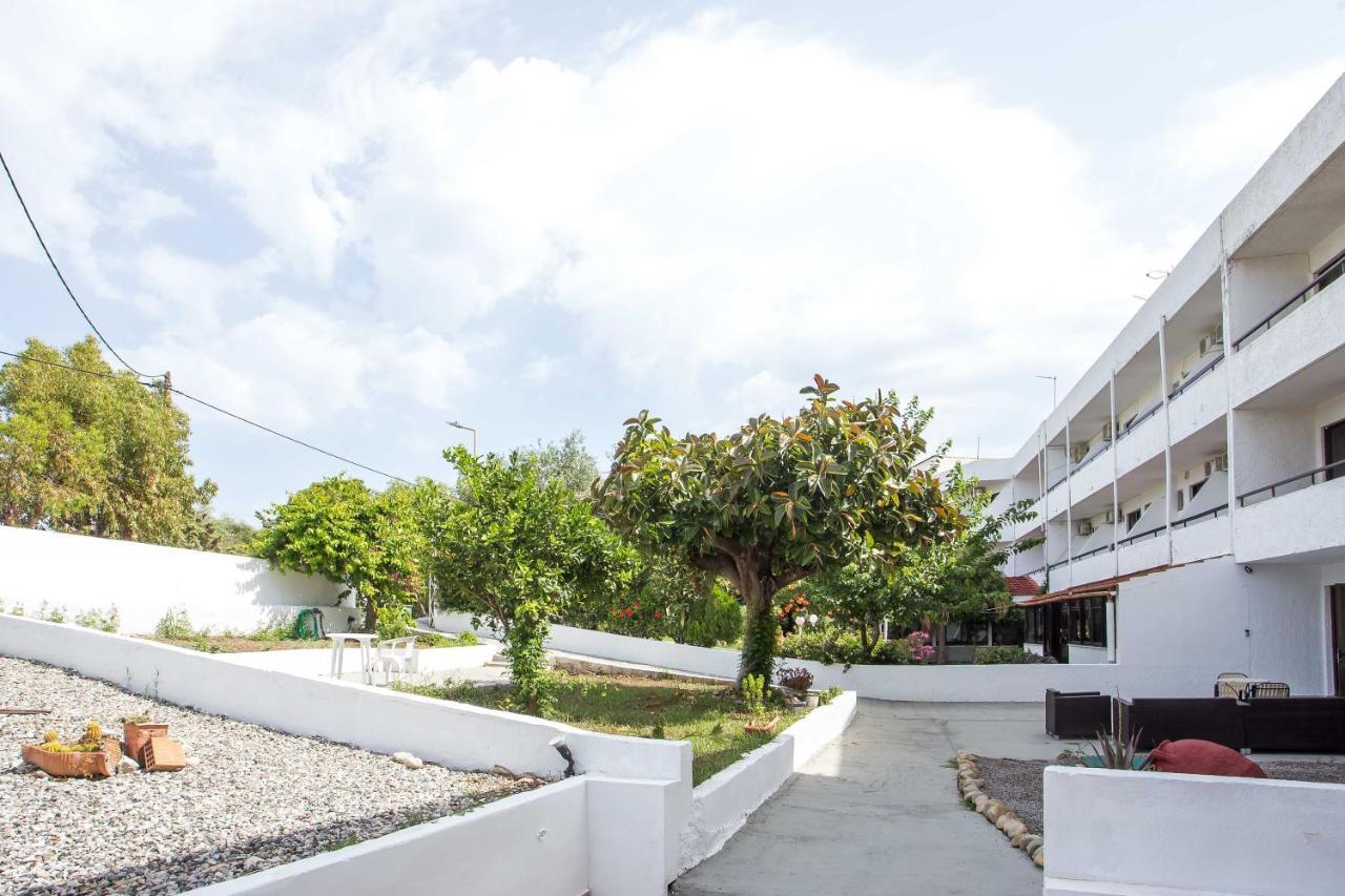 Nikos Bnb Faliraki Exterior foto