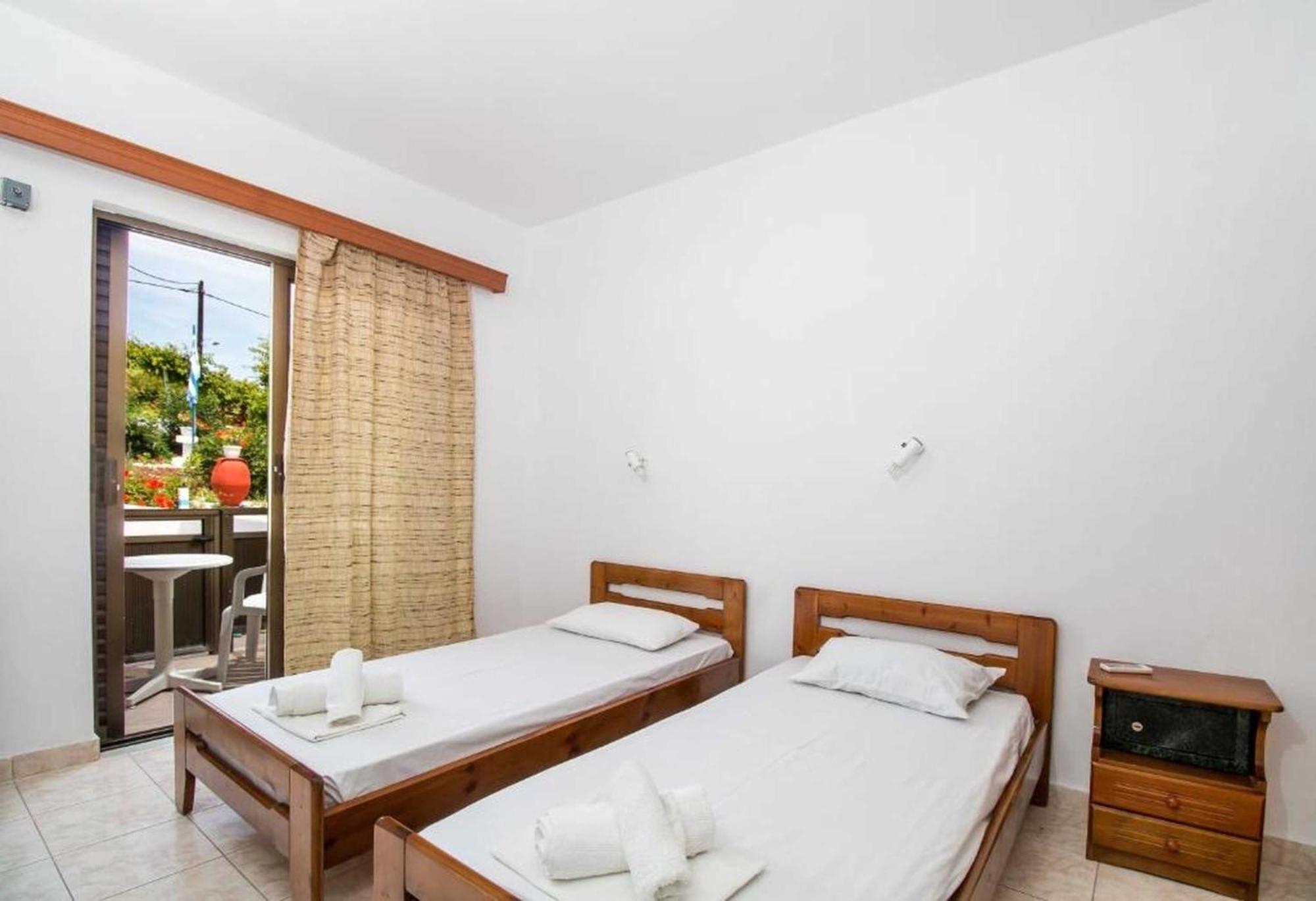 Nikos Bnb Faliraki Exterior foto