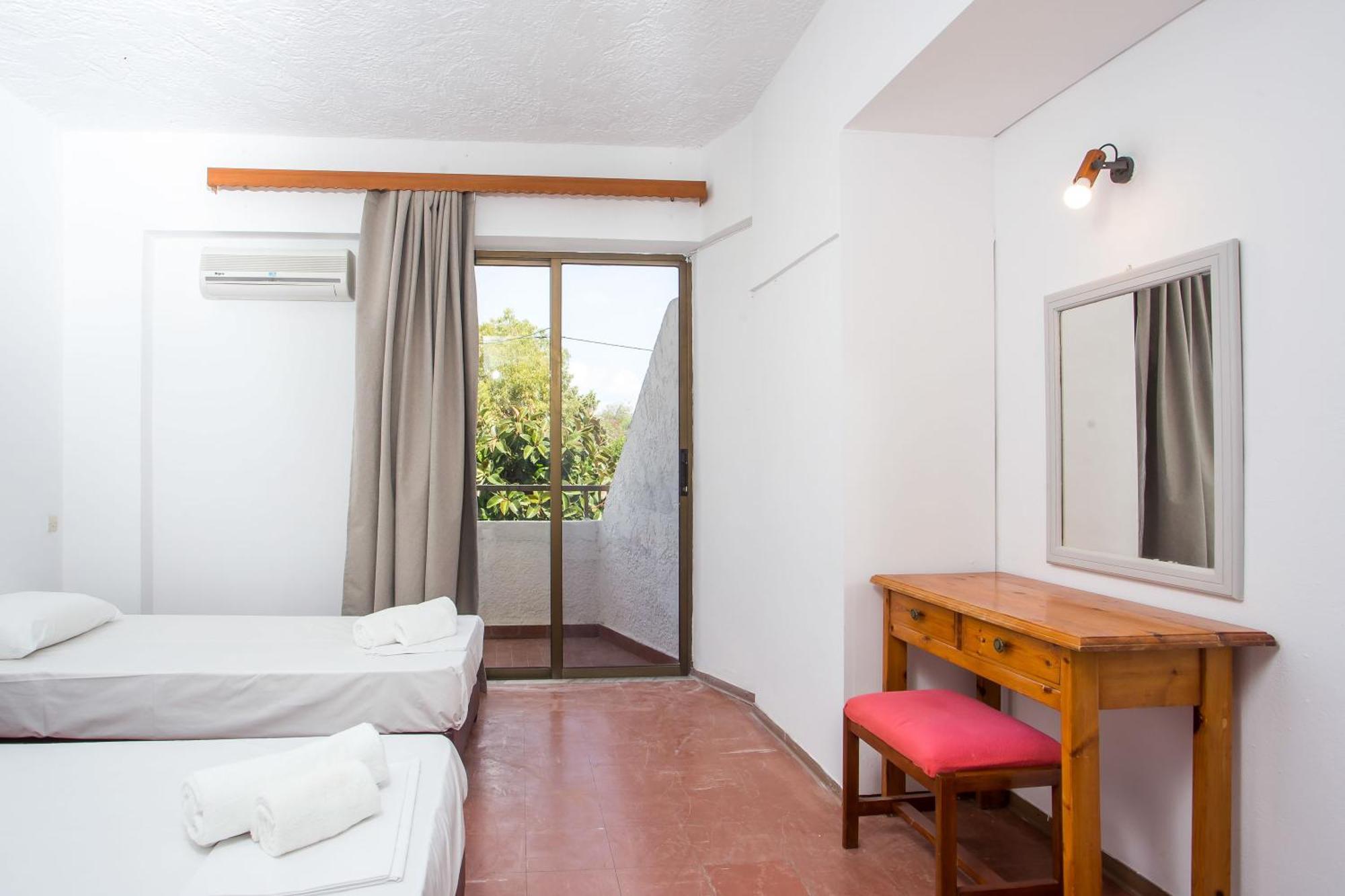 Nikos Bnb Faliraki Exterior foto